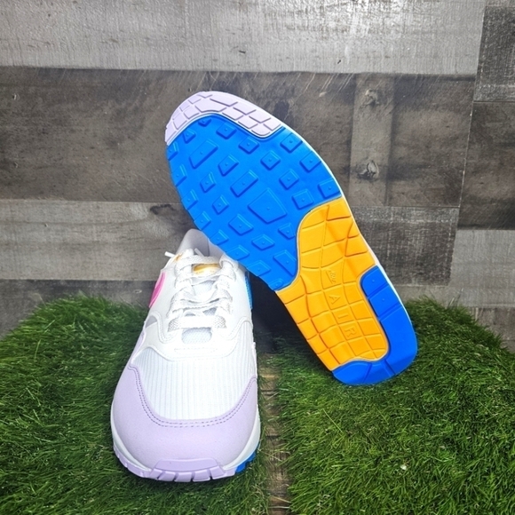 Nike Air Max 1 Casual Shoes - Picture 11 of 12